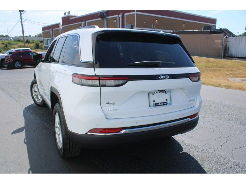 used 2024 Jeep Grand Cherokee car, priced at $30,985