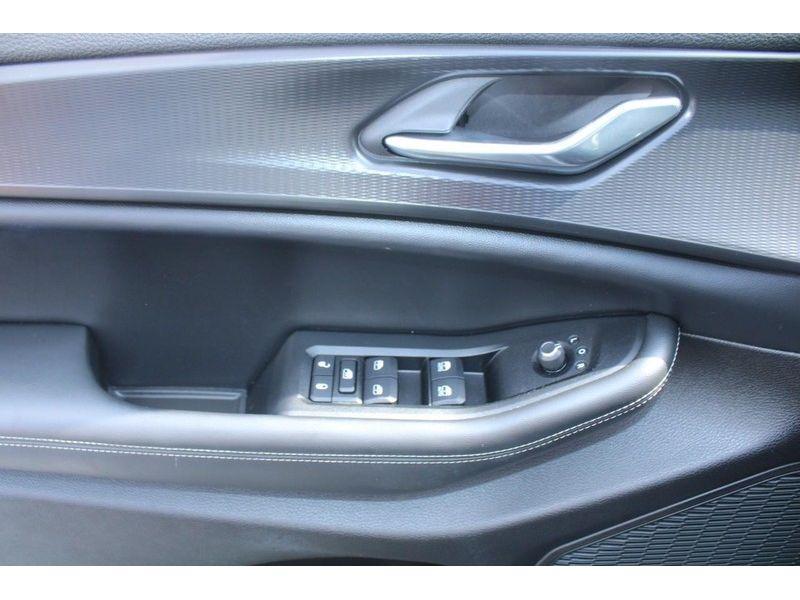 used 2024 Jeep Grand Cherokee L car, priced at $36,887
