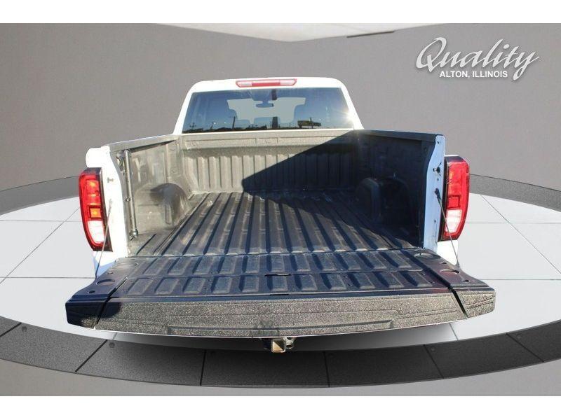 used 2021 GMC Sierra 1500 car, priced at $28,985