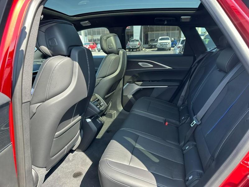 new 2026 Cadillac LYRIQ car