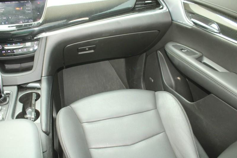 used 2020 Cadillac XT6 car, priced at $30,985
