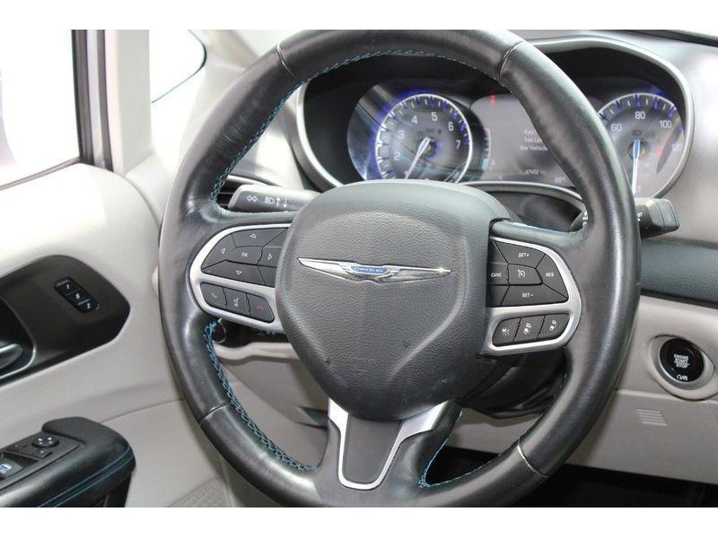 used 2021 Chrysler Pacifica car, priced at $24,972