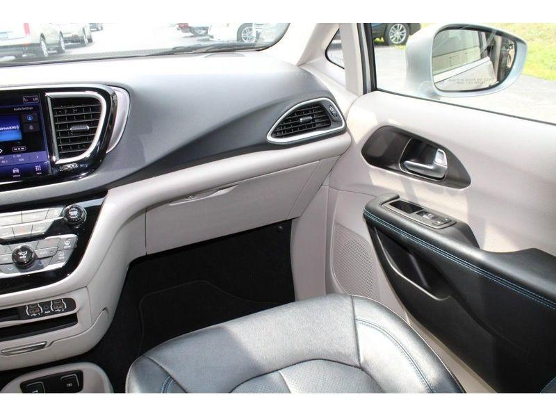 used 2021 Chrysler Pacifica car, priced at $24,972