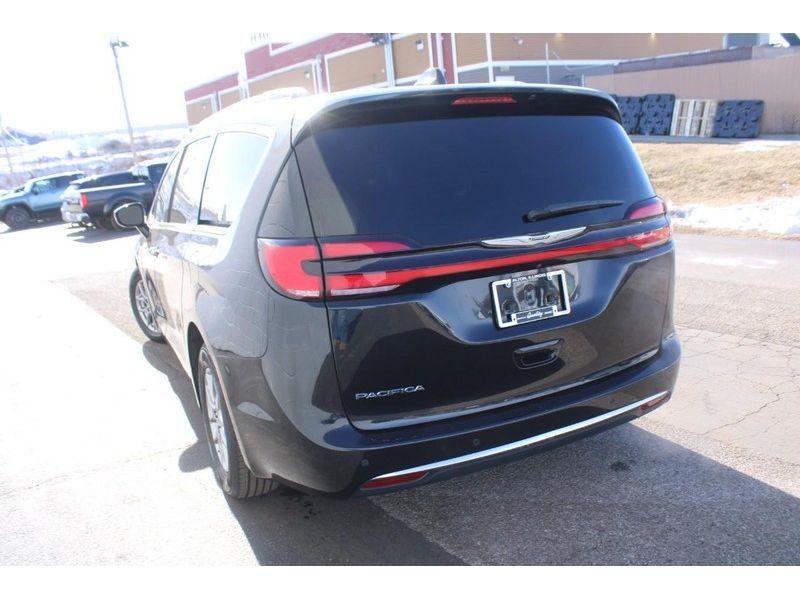 used 2021 Chrysler Pacifica car, priced at $19,985