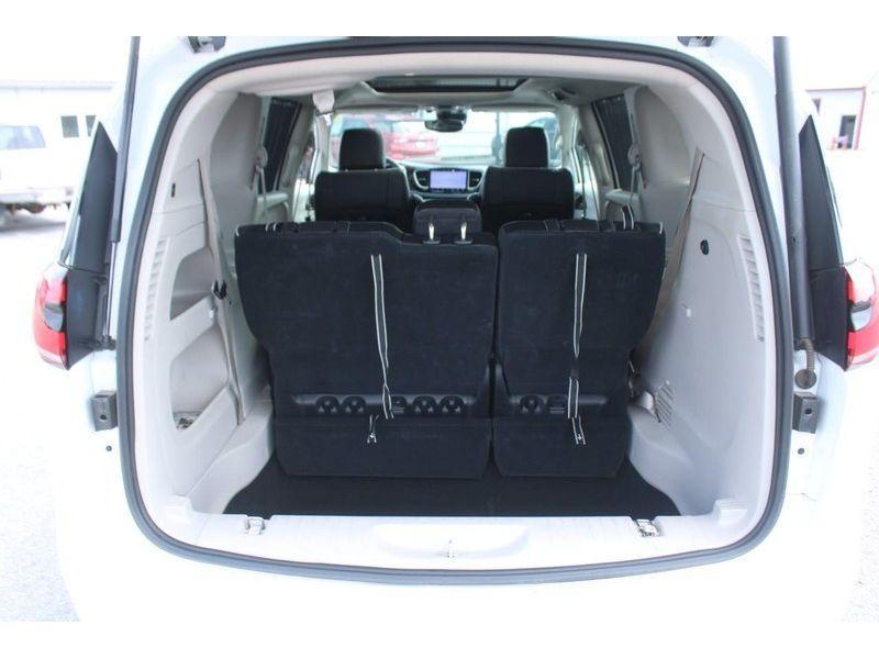 used 2023 Chrysler Pacifica car, priced at $28,874