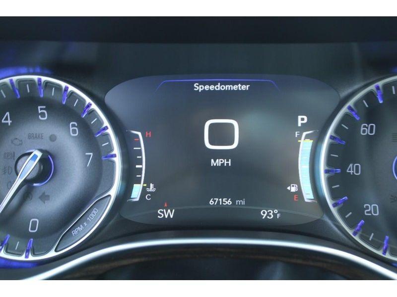used 2023 Chrysler Pacifica car, priced at $28,874