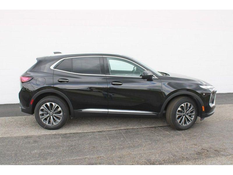 new 2025 Buick Envision car