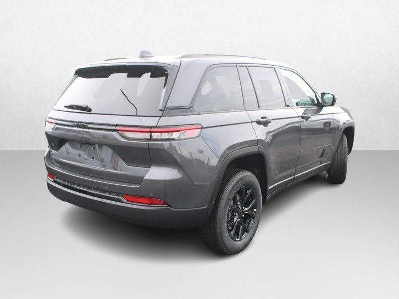 new 2025 Jeep Grand Cherokee car, priced at $46,725
