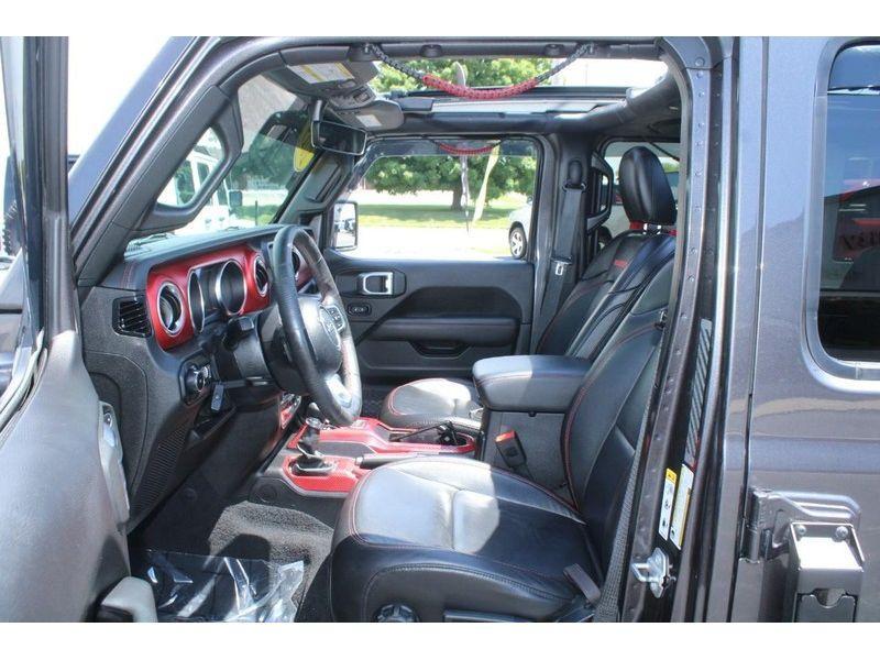 used 2019 Jeep Wrangler Unlimited car, priced at $36,995