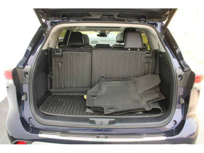used 2021 Toyota Highlander car, priced at $38,985