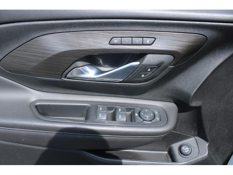 used 2023 GMC Terrain car, priced at $24,896