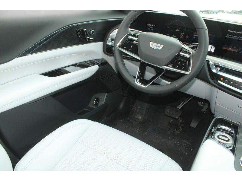 new 2024 Cadillac LYRIQ car