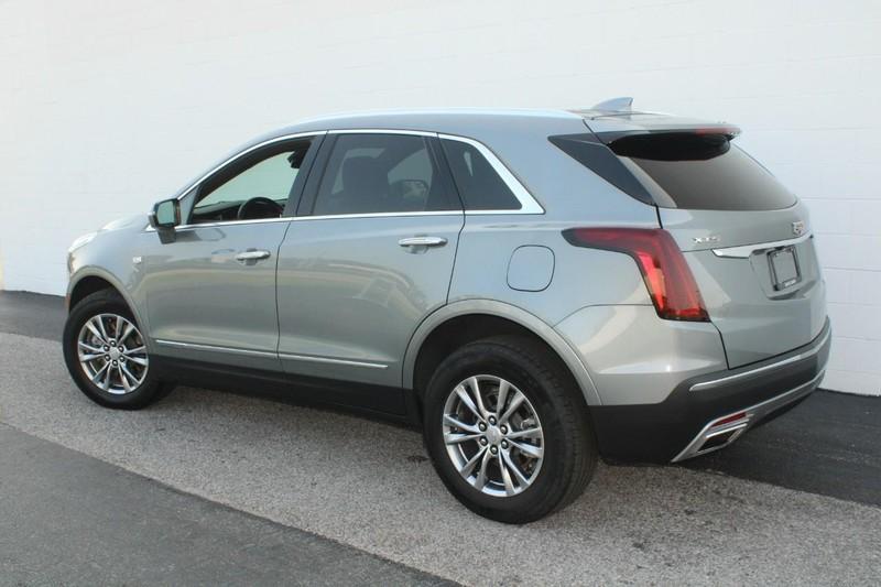 used 2023 Cadillac XT5 car, priced at $38,923