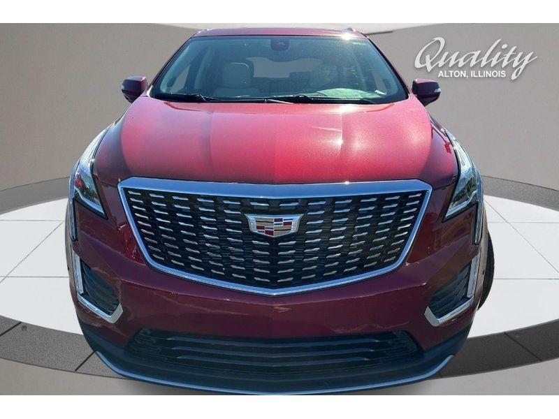 new 2025 Cadillac XT5 car