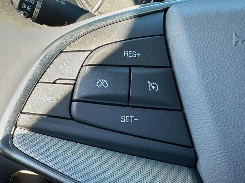 new 2025 Cadillac XT5 car