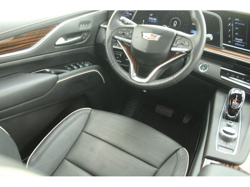 used 2023 Cadillac Escalade ESV car, priced at $75,580