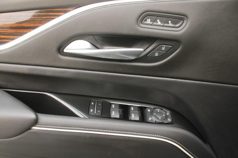 used 2023 Cadillac Escalade ESV car, priced at $75,985