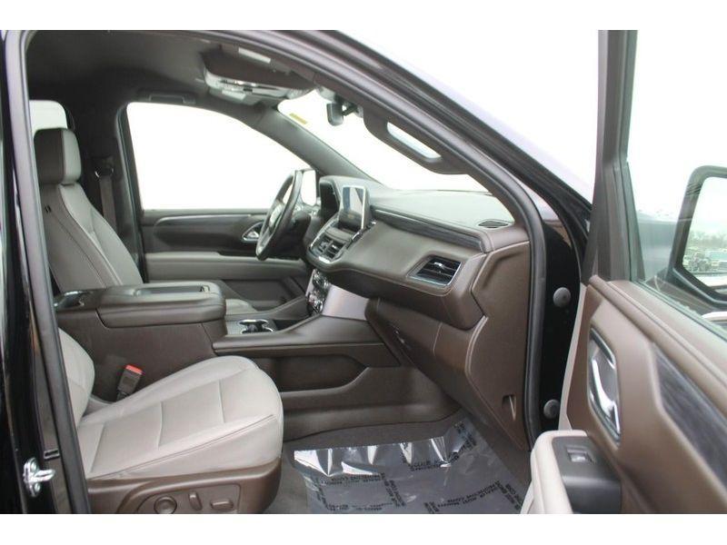 used 2023 GMC Yukon XL car