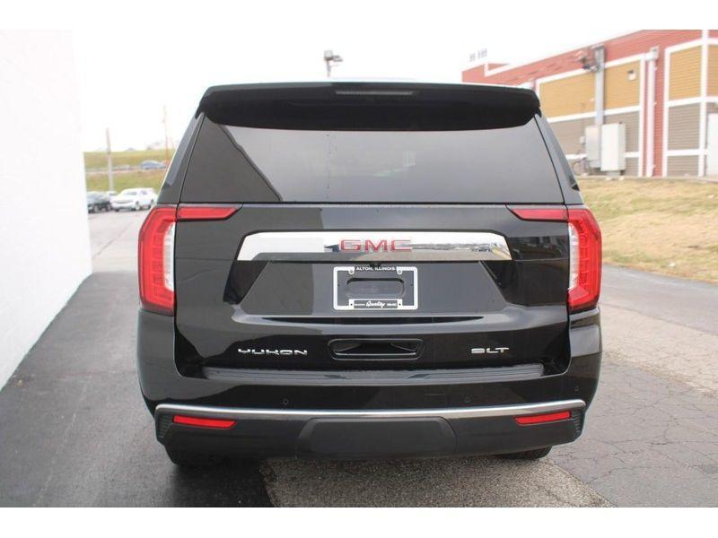 used 2023 GMC Yukon XL car