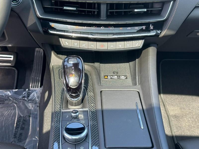 new 2026 Cadillac CT5-V car