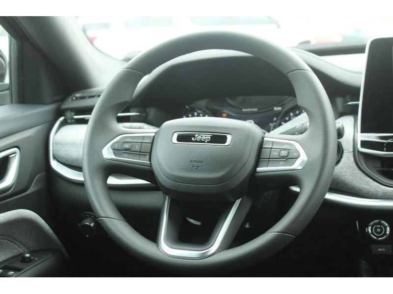 new 2025 Jeep Compass car