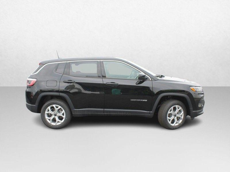new 2025 Jeep Compass car