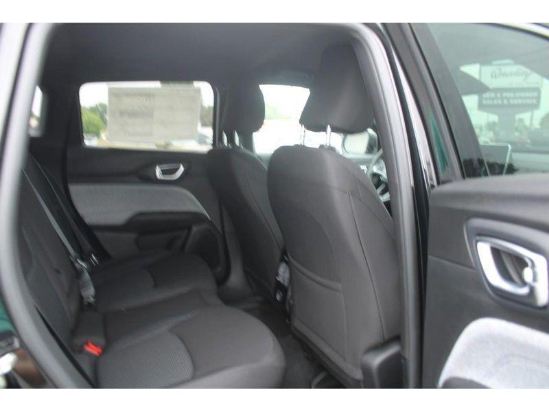 new 2025 Jeep Compass car
