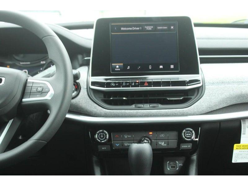 new 2025 Jeep Compass car
