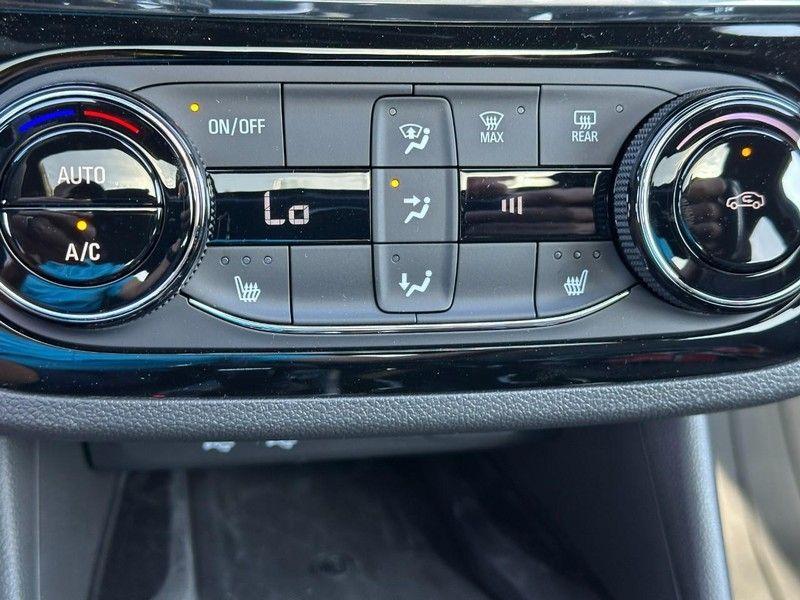 new 2025 Buick Envista car