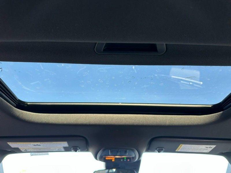 new 2025 Buick Envista car