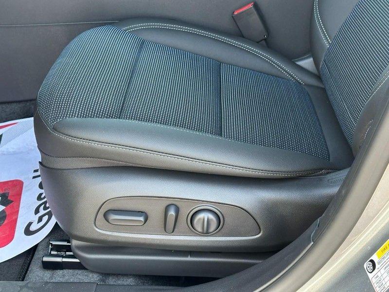 new 2025 Buick Envista car