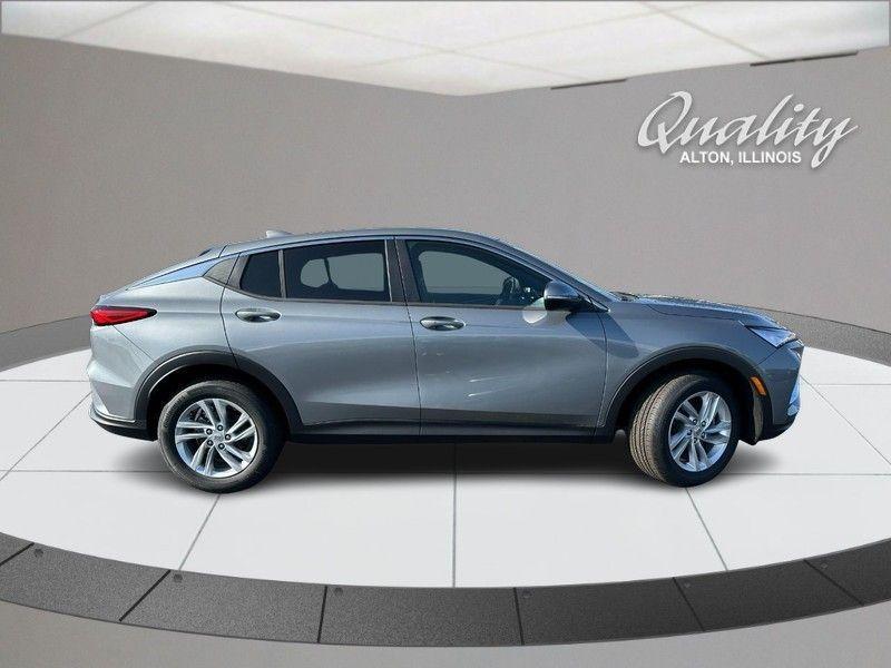 new 2025 Buick Envista car