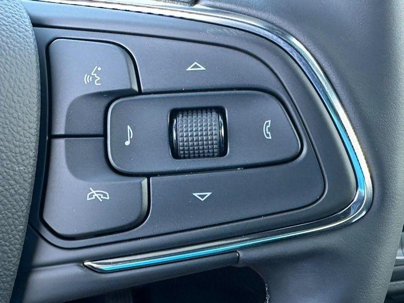 new 2025 Buick Envista car