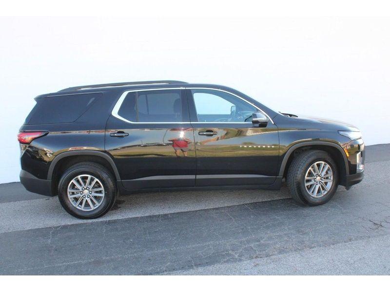 used 2023 Chevrolet Traverse car, priced at $31,985