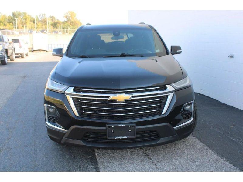 used 2023 Chevrolet Traverse car, priced at $31,985