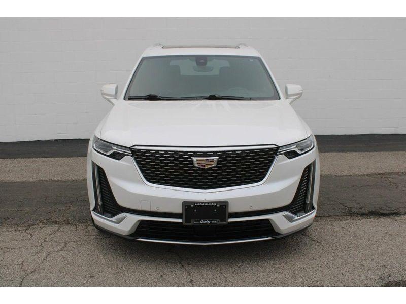 used 2022 Cadillac XT6 car