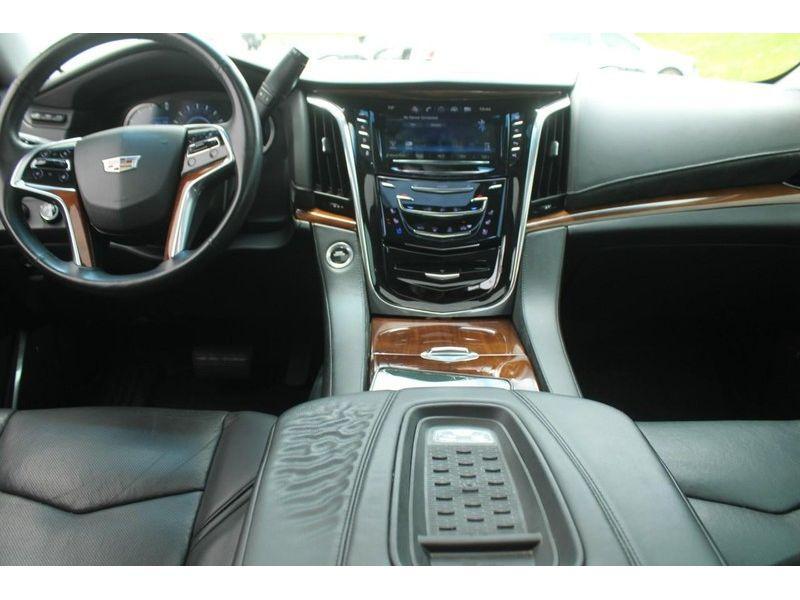 used 2017 Cadillac Escalade ESV car, priced at $28,985
