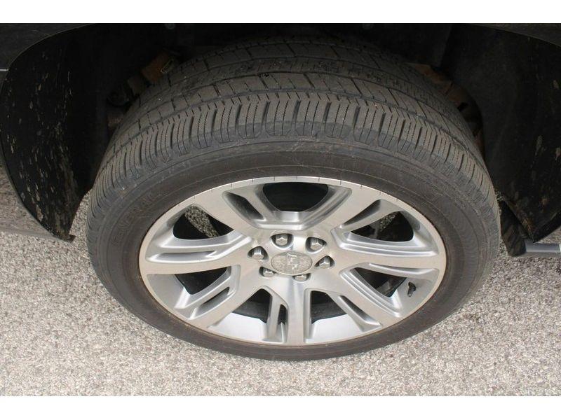 used 2017 Cadillac Escalade ESV car, priced at $28,985