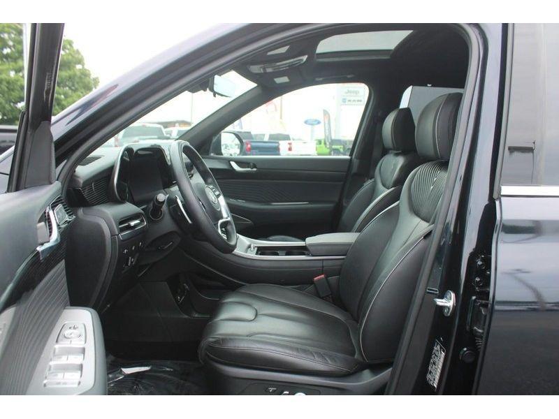 used 2023 Hyundai Palisade car, priced at $41,995