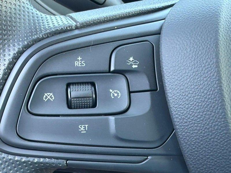 new 2025 Buick Envista car