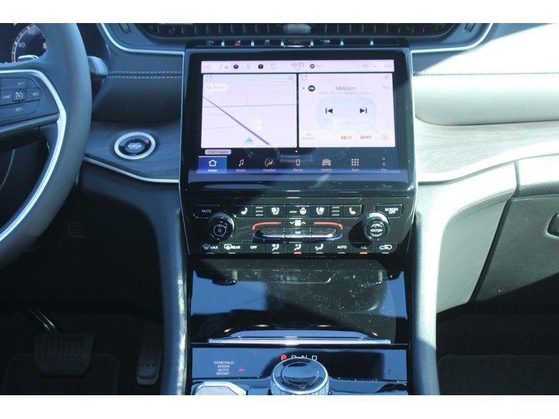 new 2025 Jeep Grand Cherokee L car