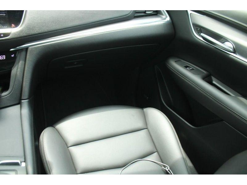 used 2021 Cadillac XT5 car, priced at $25,985