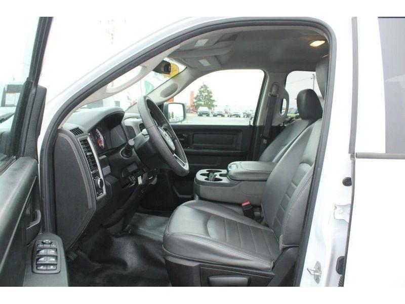 used 2019 Ram 1500 Classic car, priced at $23,195