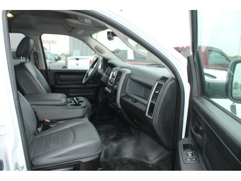 used 2019 Ram 1500 Classic car, priced at $23,195