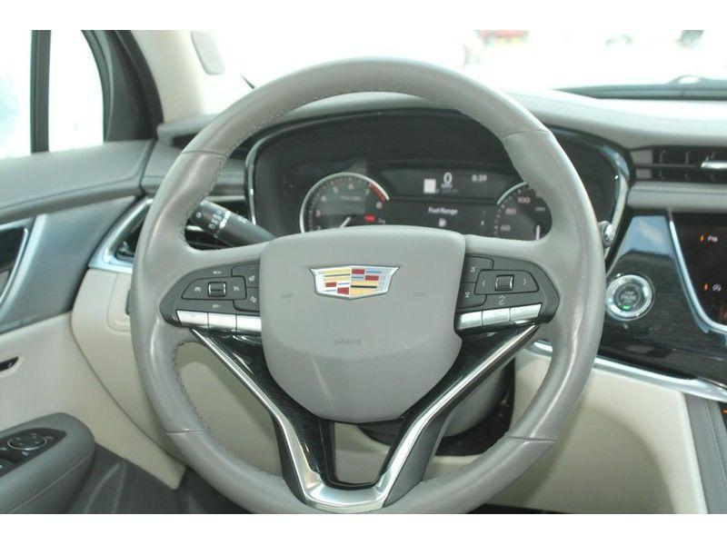 used 2024 Cadillac XT6 car, priced at $47,985