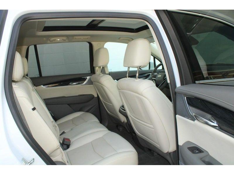 used 2024 Cadillac XT6 car, priced at $47,985