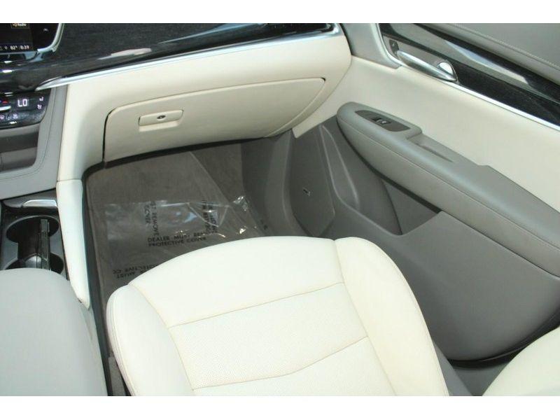 used 2024 Cadillac XT6 car, priced at $47,985