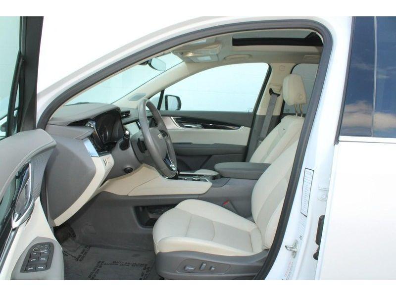 used 2024 Cadillac XT6 car, priced at $47,985