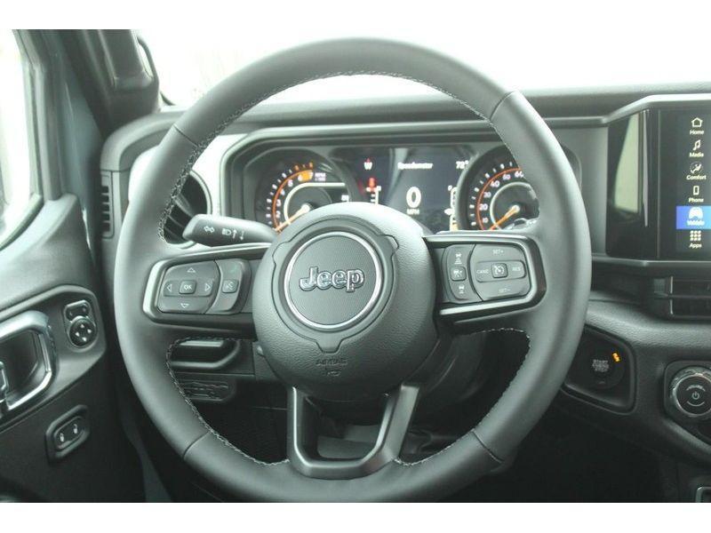 new 2025 Jeep Wrangler car