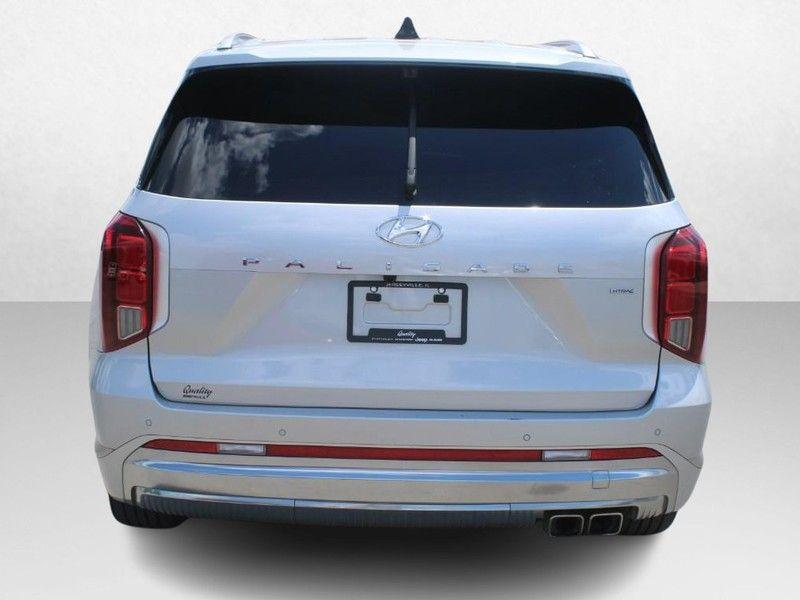 used 2024 Hyundai Palisade car, priced at $42,995
